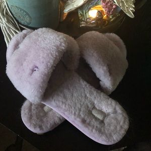 UGG slider slippers size 9